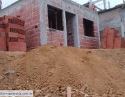 4ª CASA EM RESIDENCIAL CENTRO DA SERRA - SERRA/ES.