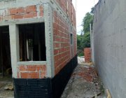 1ª CASA EM MORADA DE LARANJEIRAS