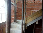 1ª CASA EM MORADA DE LARANJEIRAS