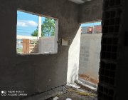 2ª CASA EM RESIDENCIAL SÃO CONRADO - CARIACICA - ES.