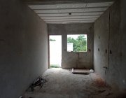 8ª CASA EM RESIDENCIAL JACARAÍPE - SERRA-ES