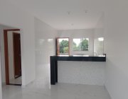 8ª CASA EM RESIDENCIAL JACARAÍPE - SERRA-ES