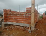 1ª CASA EM RESIDENCIAL COLINA DA SERRA II
