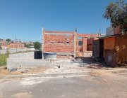 1ª CASA EM RESIDENCIAL COLINA DA SERRA II