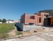 1ª CASA EM RESIDENCIAL COLINA DA SERRA II