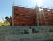 1ª CASA EM RESIDENCIAL COLINA DA SERRA II