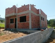 1ª CASA EM RESIDENCIAL COLINA DA SERRA II