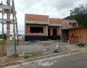 1ª CASA EM RESIDENCIAL COLINA DA SERRA II