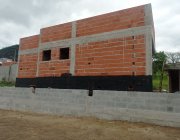 1ª CASA EM RESIDENCIAL COLINA DA SERRA II