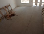 1ª CASA EM RESIDENCIAL COLINA DA SERRA II