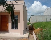 1ª CASA EM RESIDENCIAL COLINA DA SERRA II