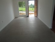 1ª CASA EM RESIDENCIAL COLINA DA SERRA II