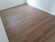 15ª CASA EM RESIDENCIAL CENTRO DA SERRA- SERRA