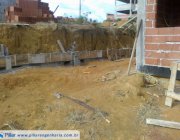 3ª CASA EM RESIDENCIAL CENTRO DA SERRA