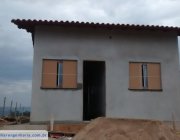 1ª CASA NO BAIRRO VILA PETRÔNIO - CARIACICA E.S.